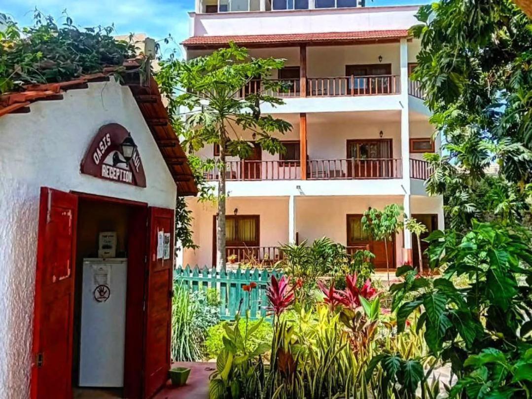 Hotel Oasis Paul Residencial Exterior foto